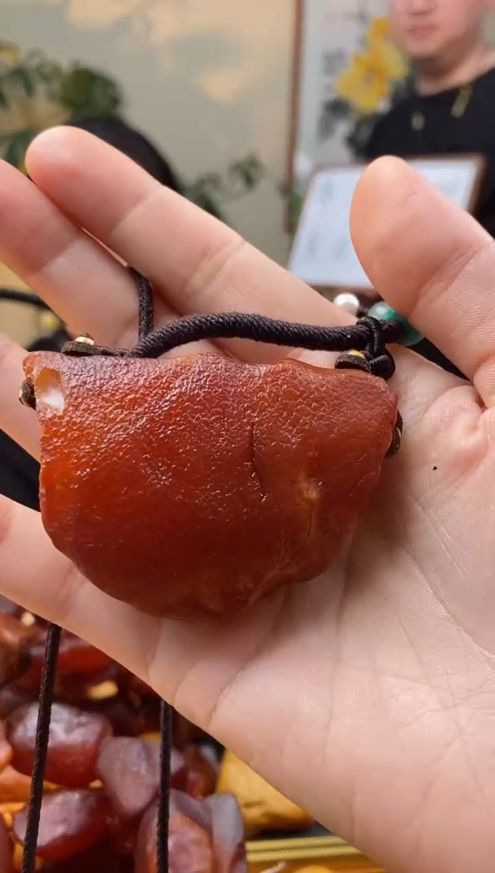 【闪购商品】琥珀颈饰未镶嵌吊坠