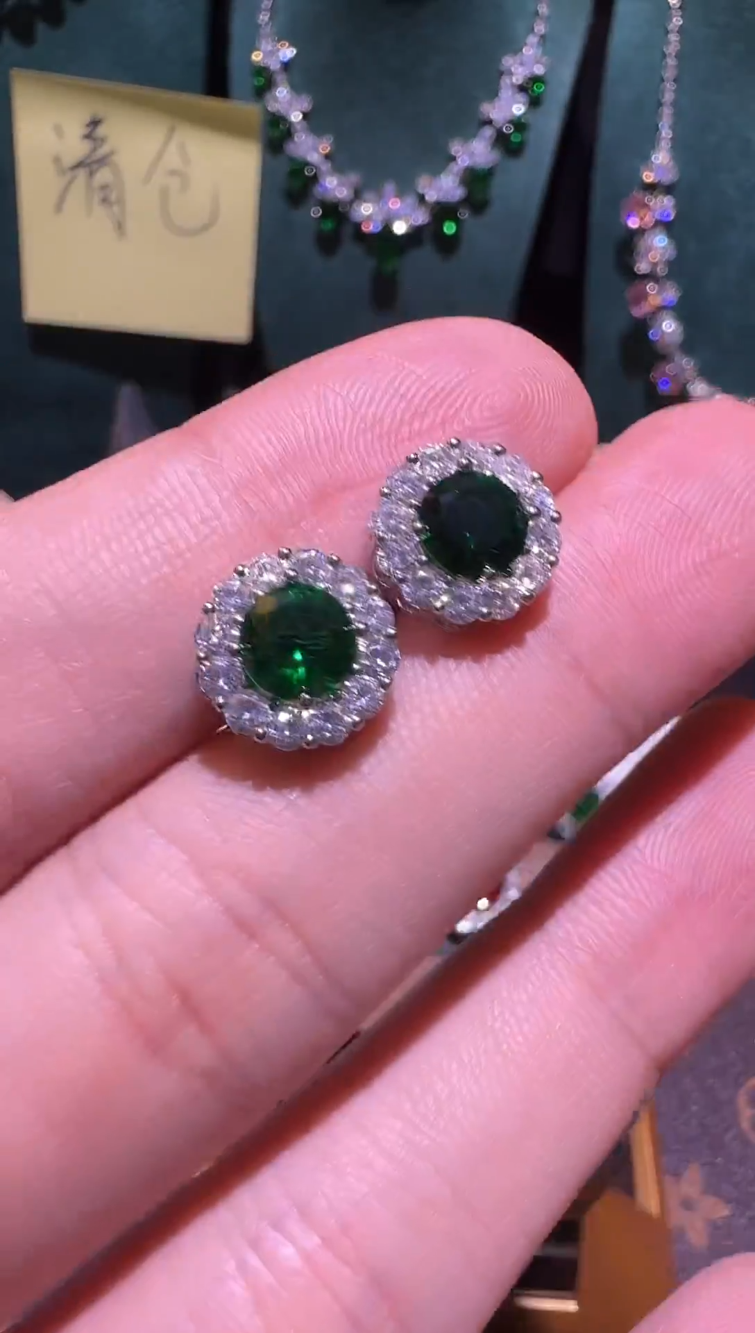 未镶嵌透辉石S925银透辉石耳钉