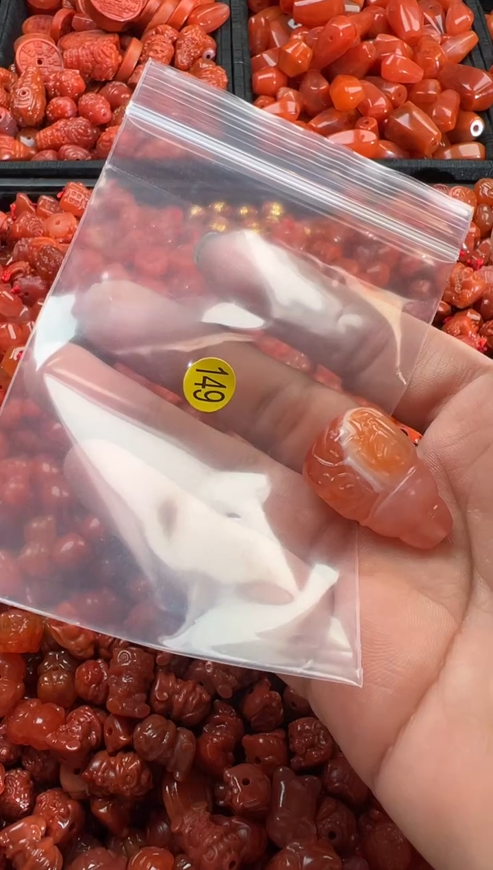 【闪购商品】南红玛瑙颈饰未镶嵌1