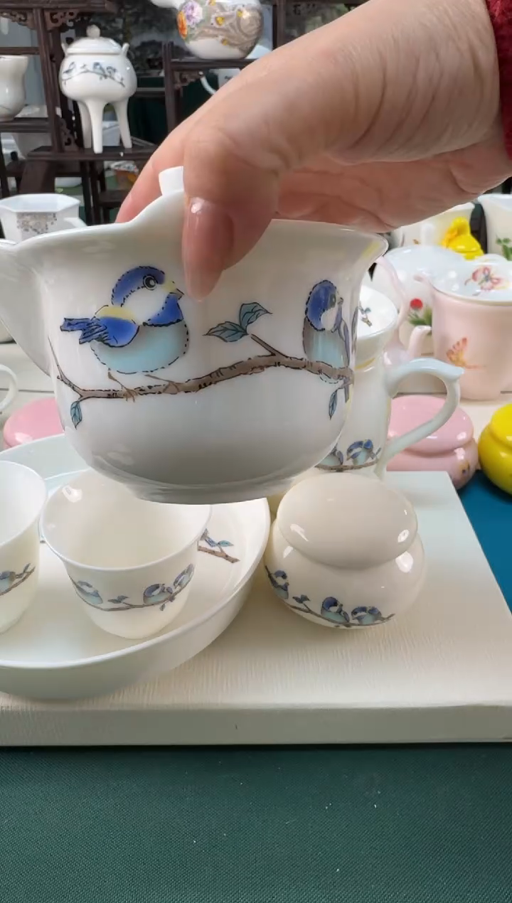 【闪购商品】瓷器 ······.......