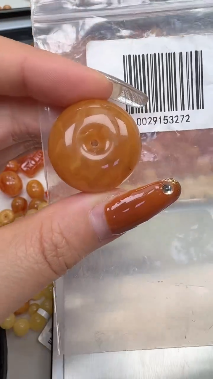 裸石琥珀未镶嵌如图