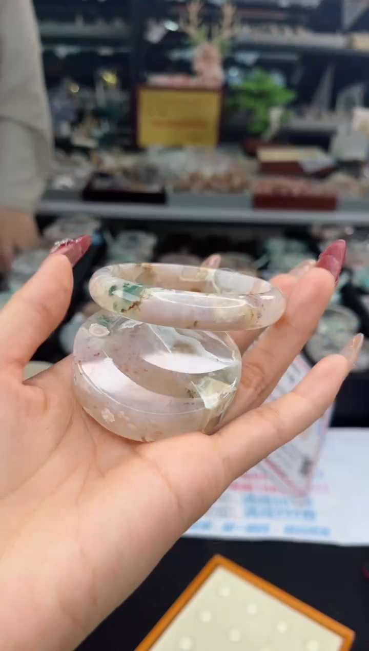 【闪购商品】石英质玉手镯未镶嵌55圈口（赠品镯心）3507408