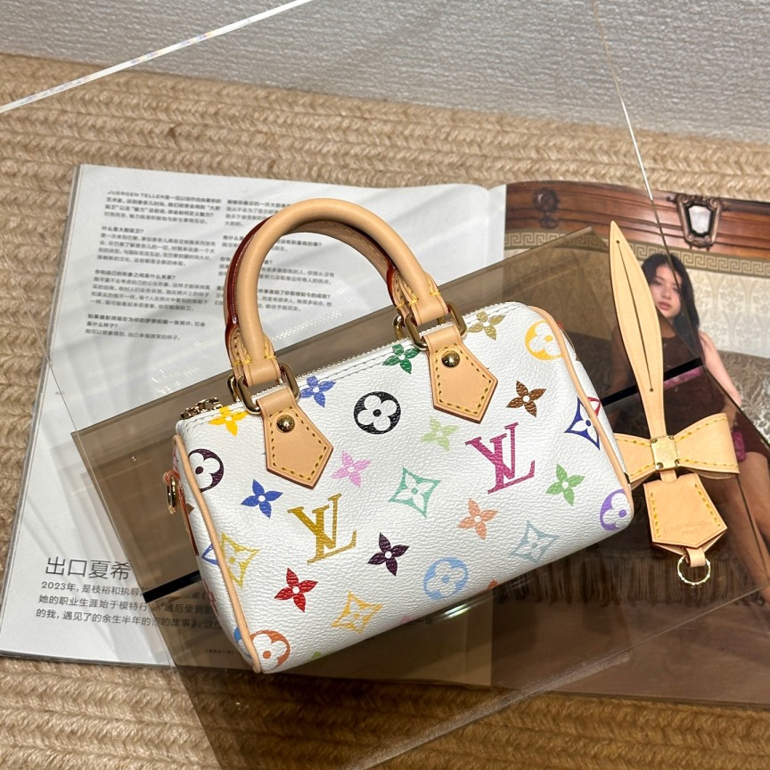 99新 LouisVuitton/路易威登 白三彩speedy nano单肩斜挎包
