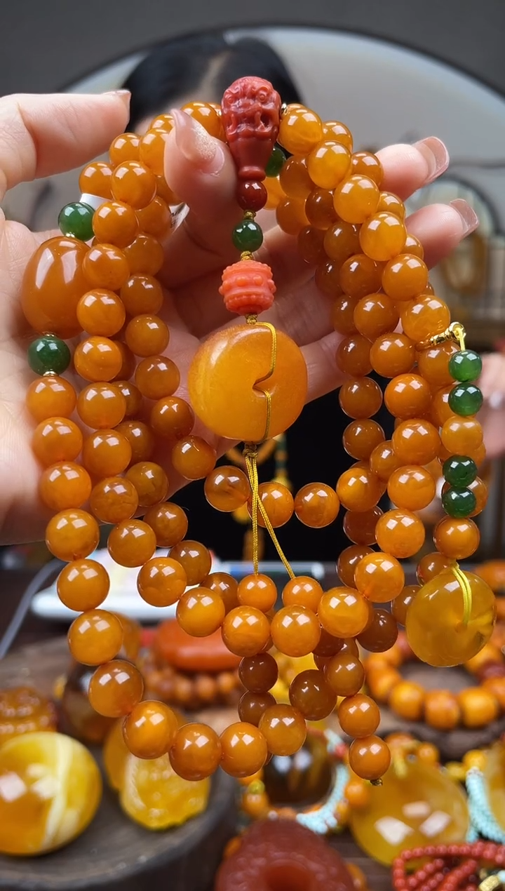 【闪购商品】琥珀裸石未镶嵌首饰 假1赔4 （多样性发货1件