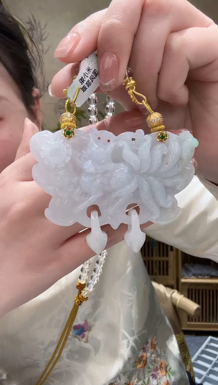 【闪购商品】翡翠颈饰未镶嵌吊坠