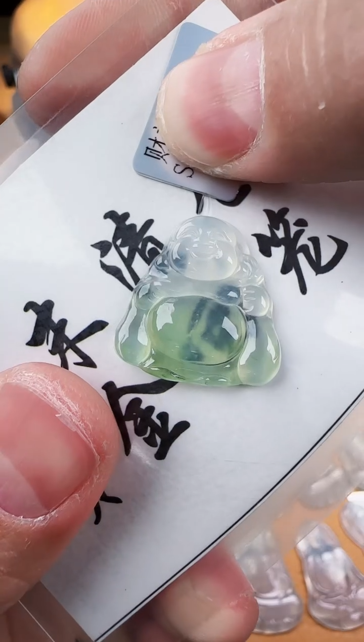 【闪购商品】翡翠颈饰未镶嵌缅甸天然翡翠