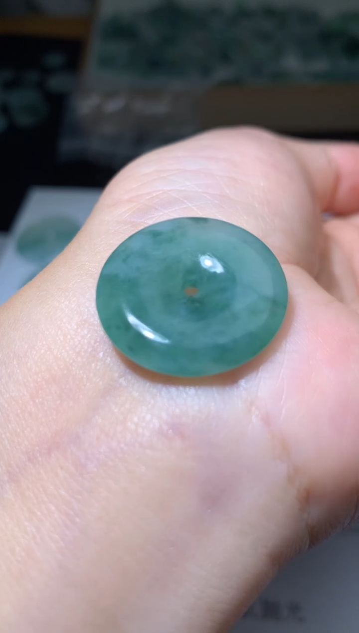 定制翡翠未镶嵌毛货