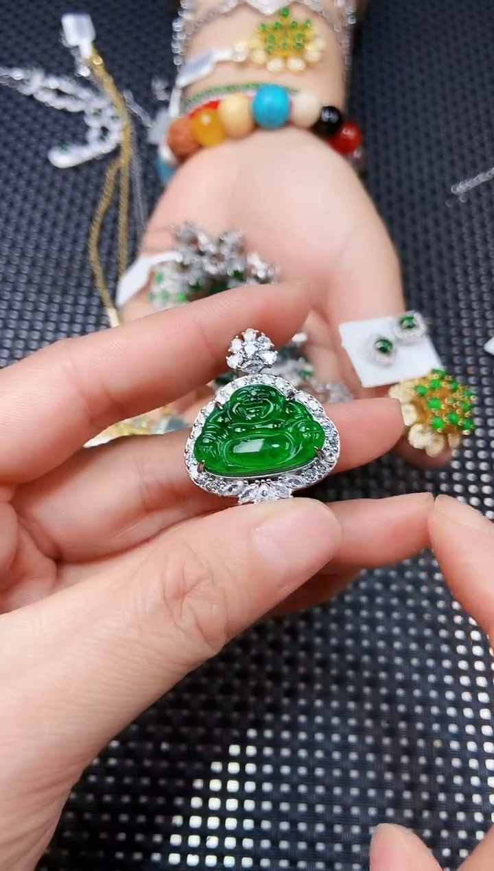 【闪购商品】翡翠吊坠(不含链)未镶嵌11111111111