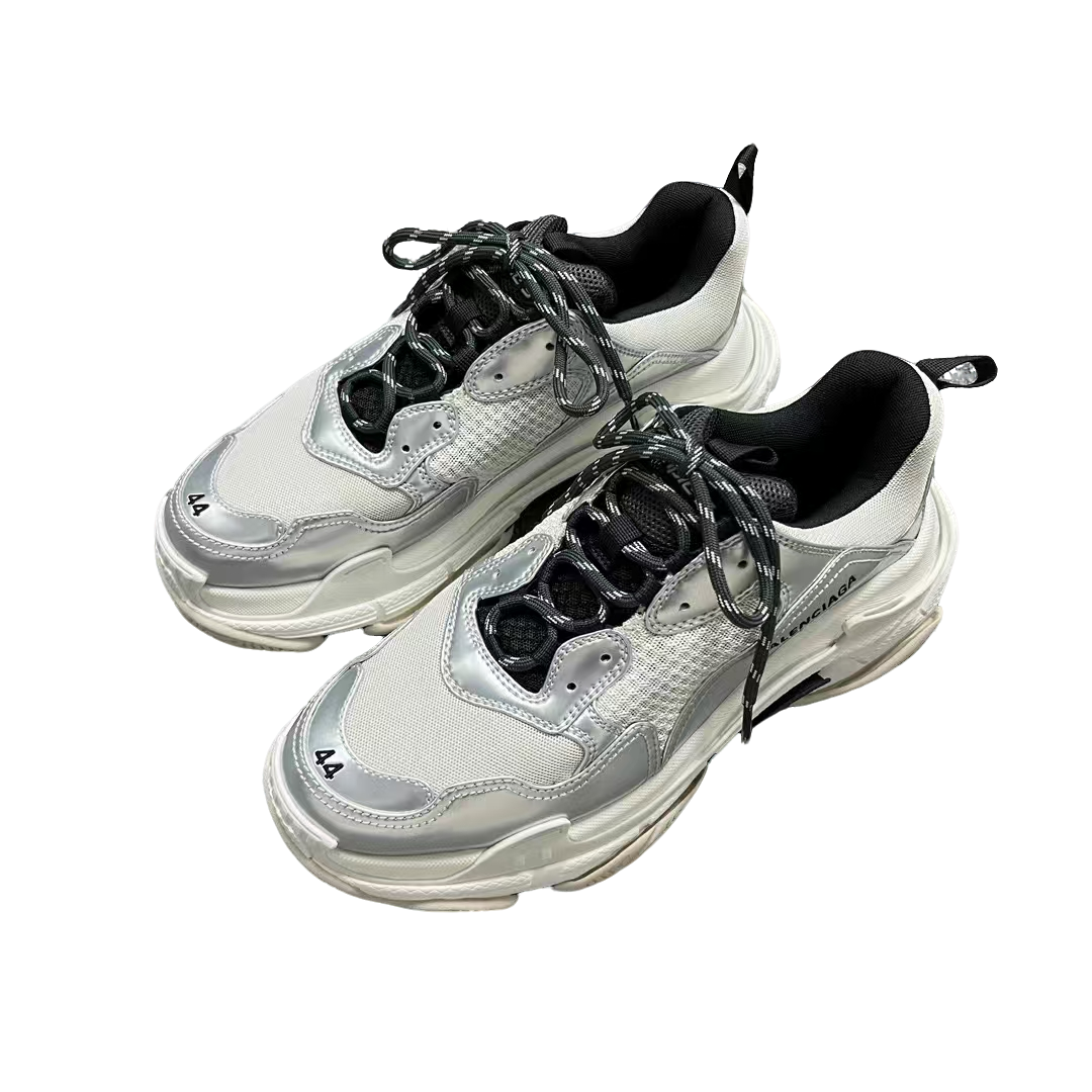 未使用 Balenciaga/巴黎世家 Triple S 银白色 老爹鞋 44码