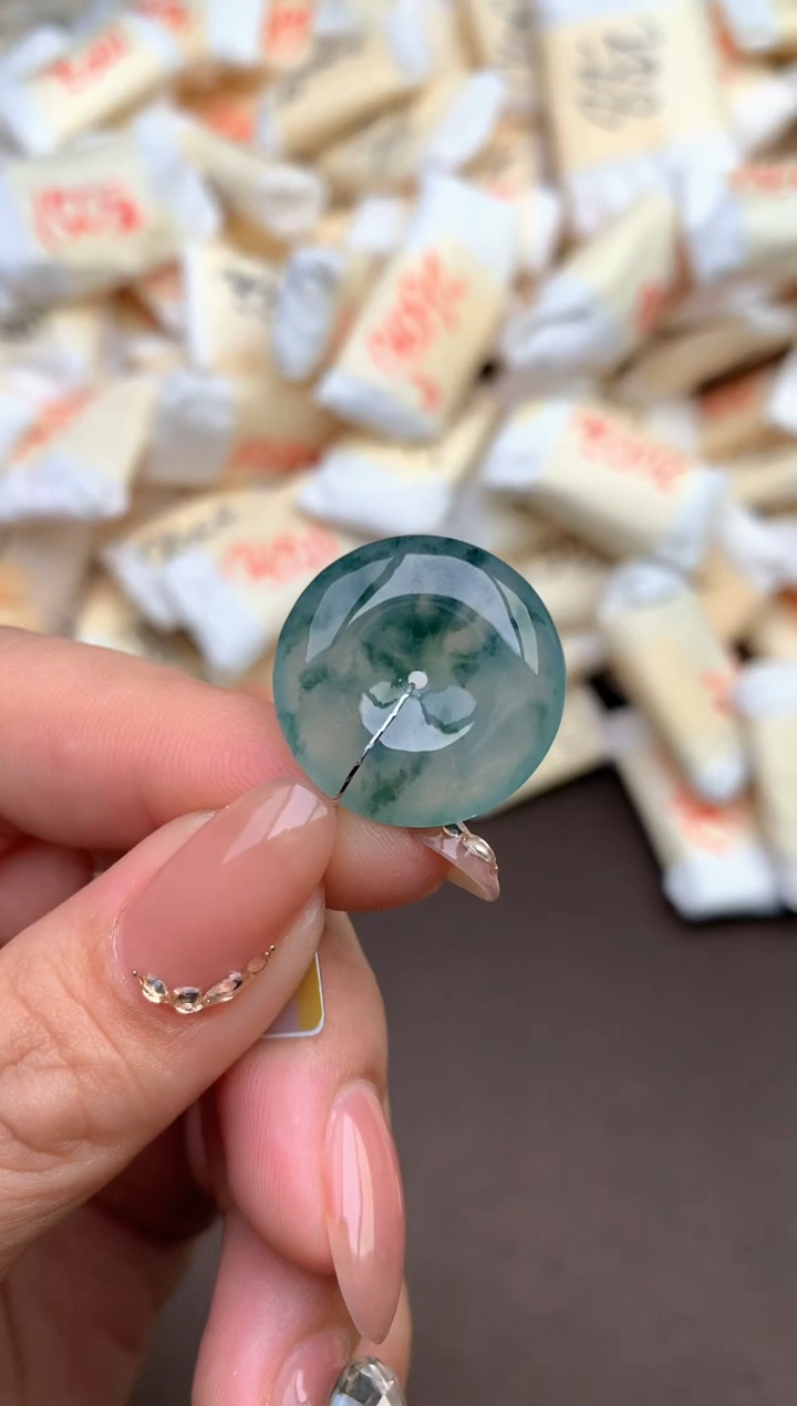 【闪购商品】翡翠挂件未镶嵌— 