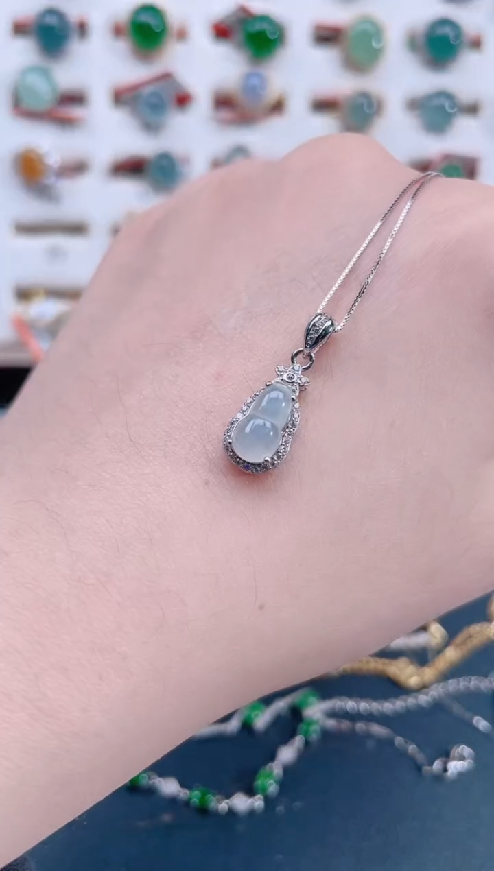 颈饰银S925镶嵌翡翠天然翡翠