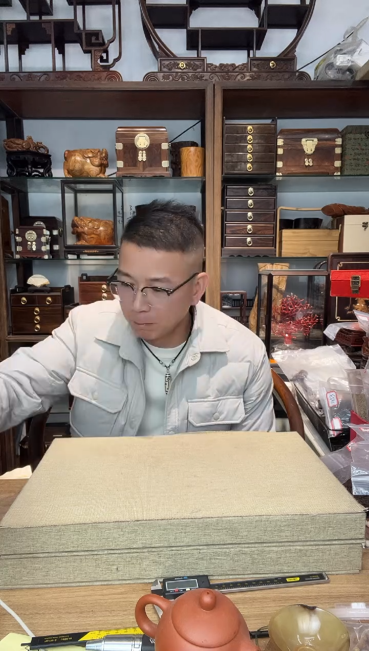 乌木类书架用****1707花色正方茶叶罐