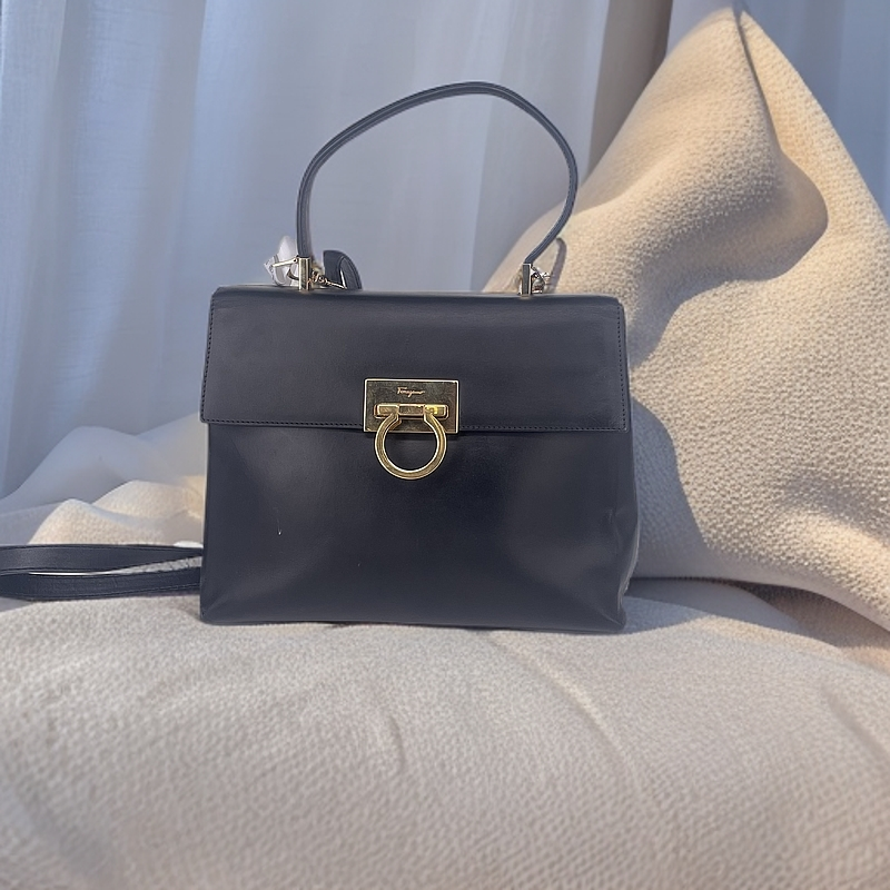 95新 FERRAGAMO/菲拉格慕 单肩包 32882