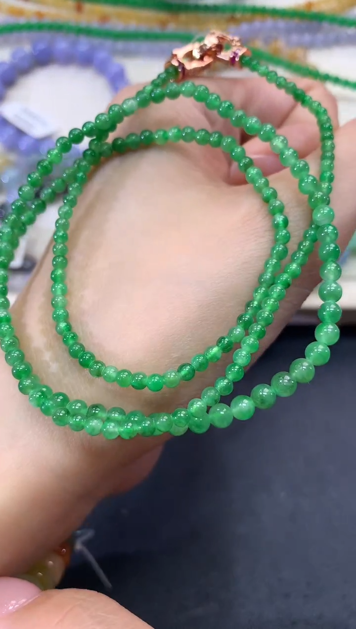 【闪购商品】翡翠颈饰未镶嵌w104     