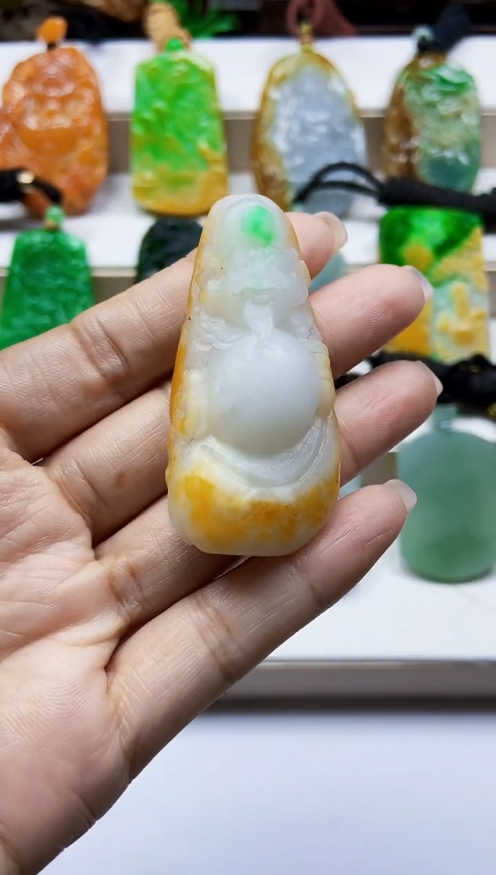 颈饰未镶嵌翡翠翡翠A货