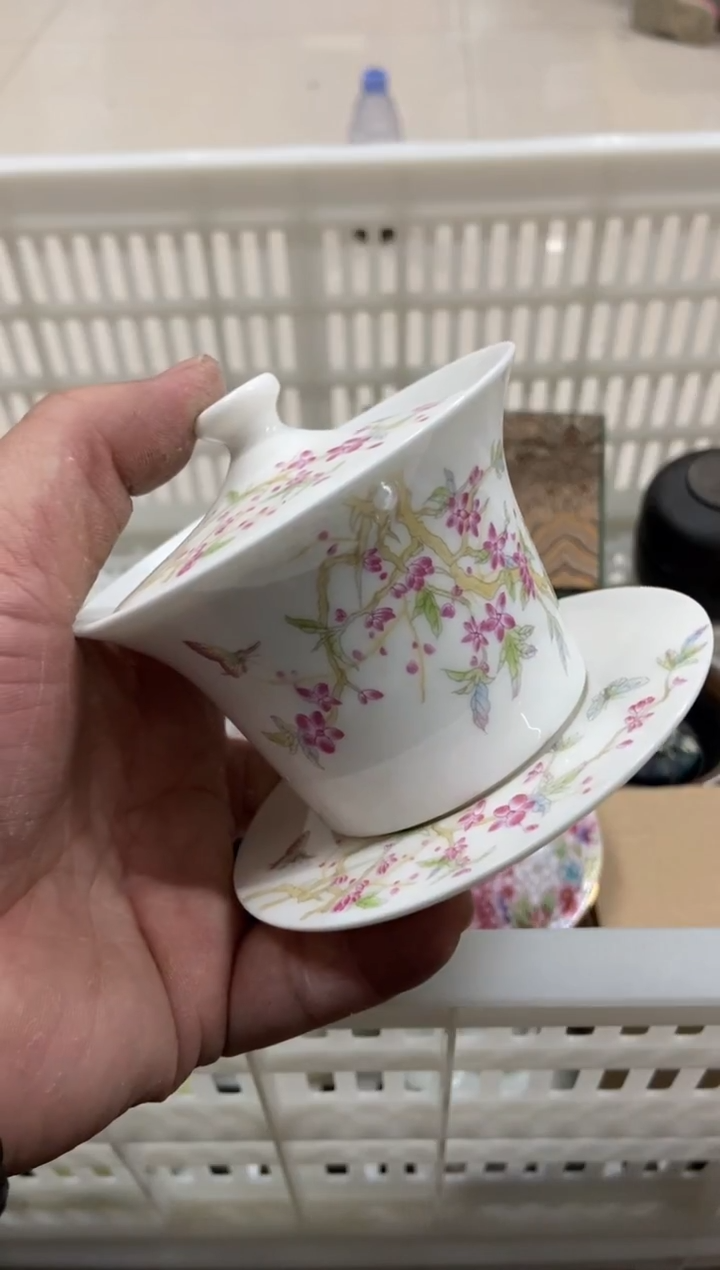 杯子瓷无运费险有瑕疵的摄影的产品有使用过的痕迹有点脏介意勿拍