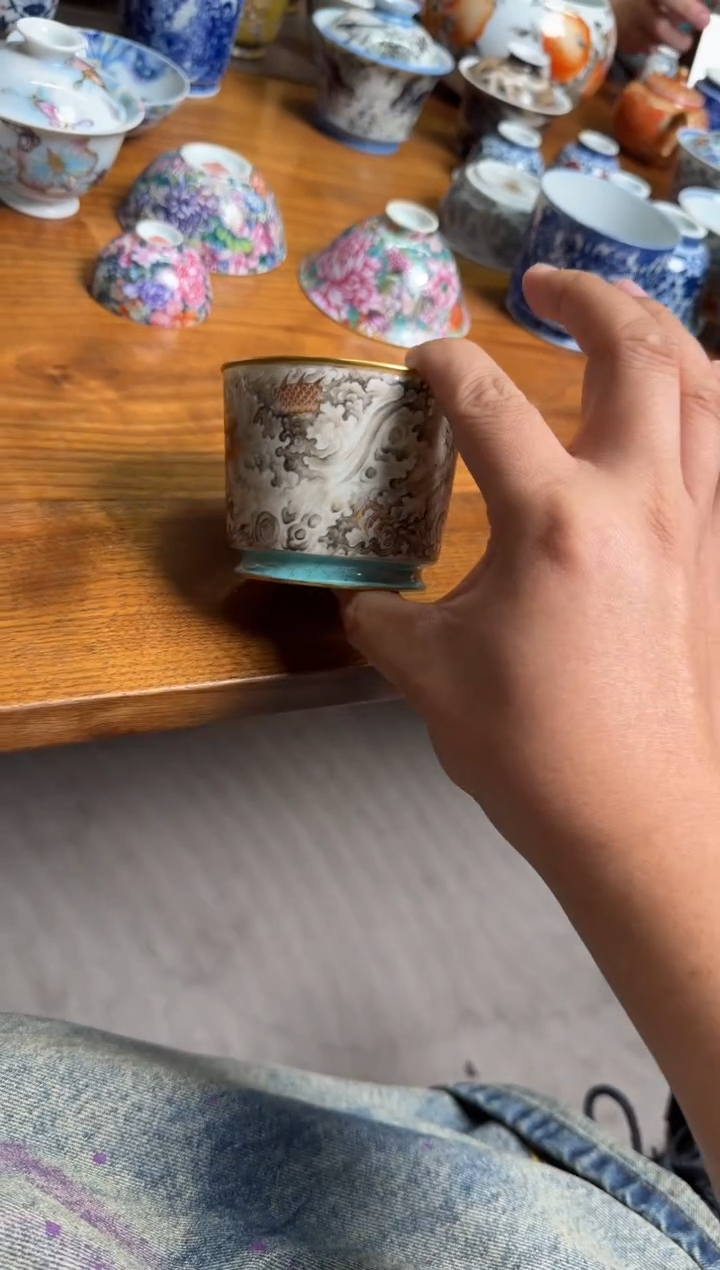 嘿****豹（预售）艺林堂怀古系列墨彩云龙九现容天杯