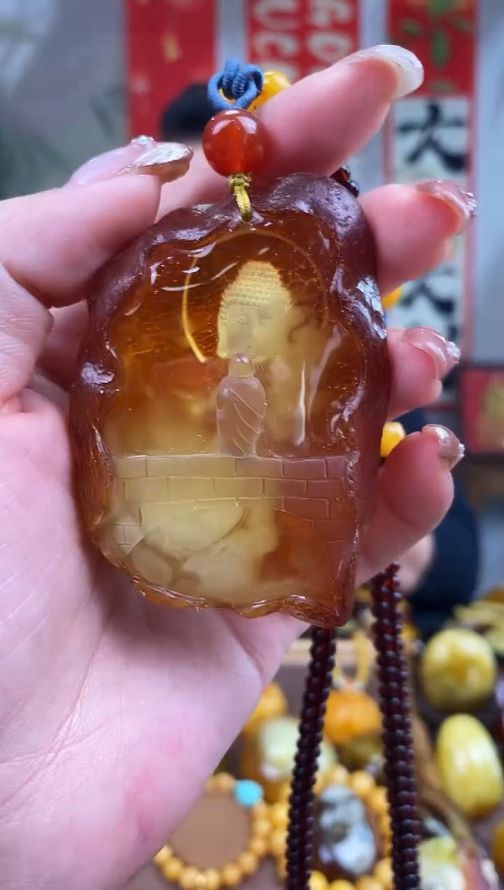 【闪购商品】琥珀裸石未镶嵌基地发货 一物一证 顺丰包邮