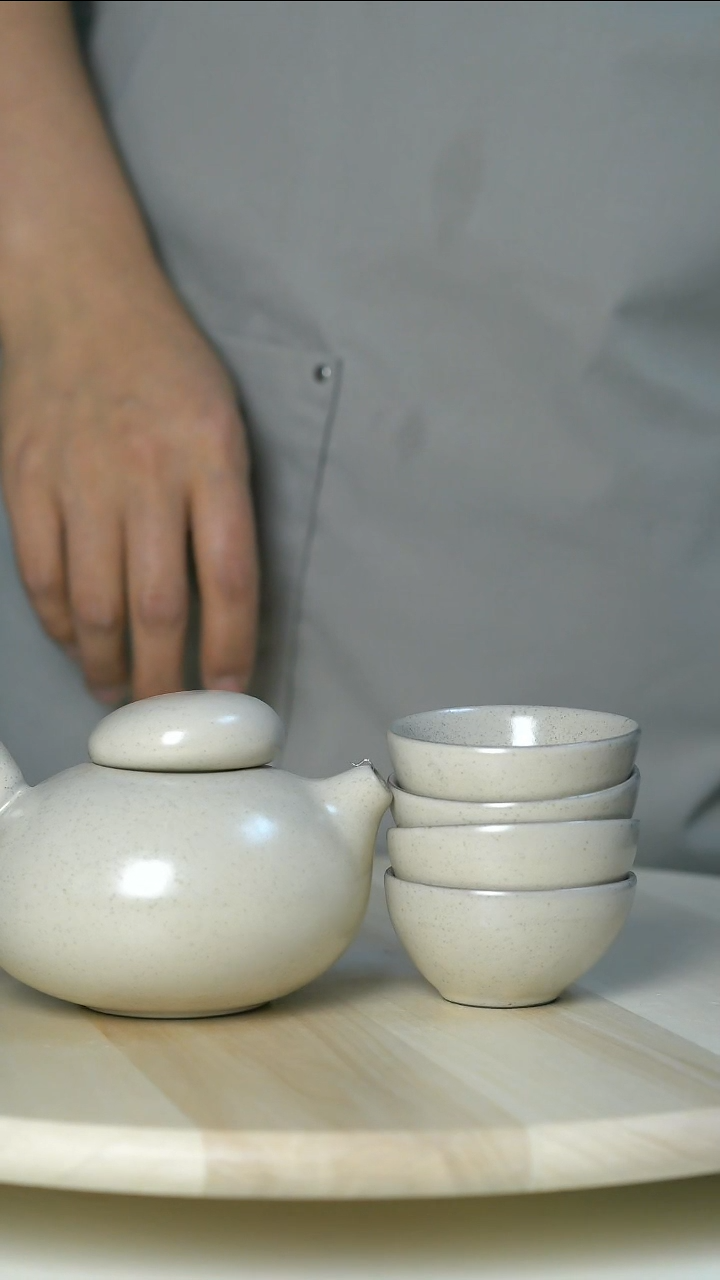 陶瓷大耳朵一壶300四杯50ml@4-2@