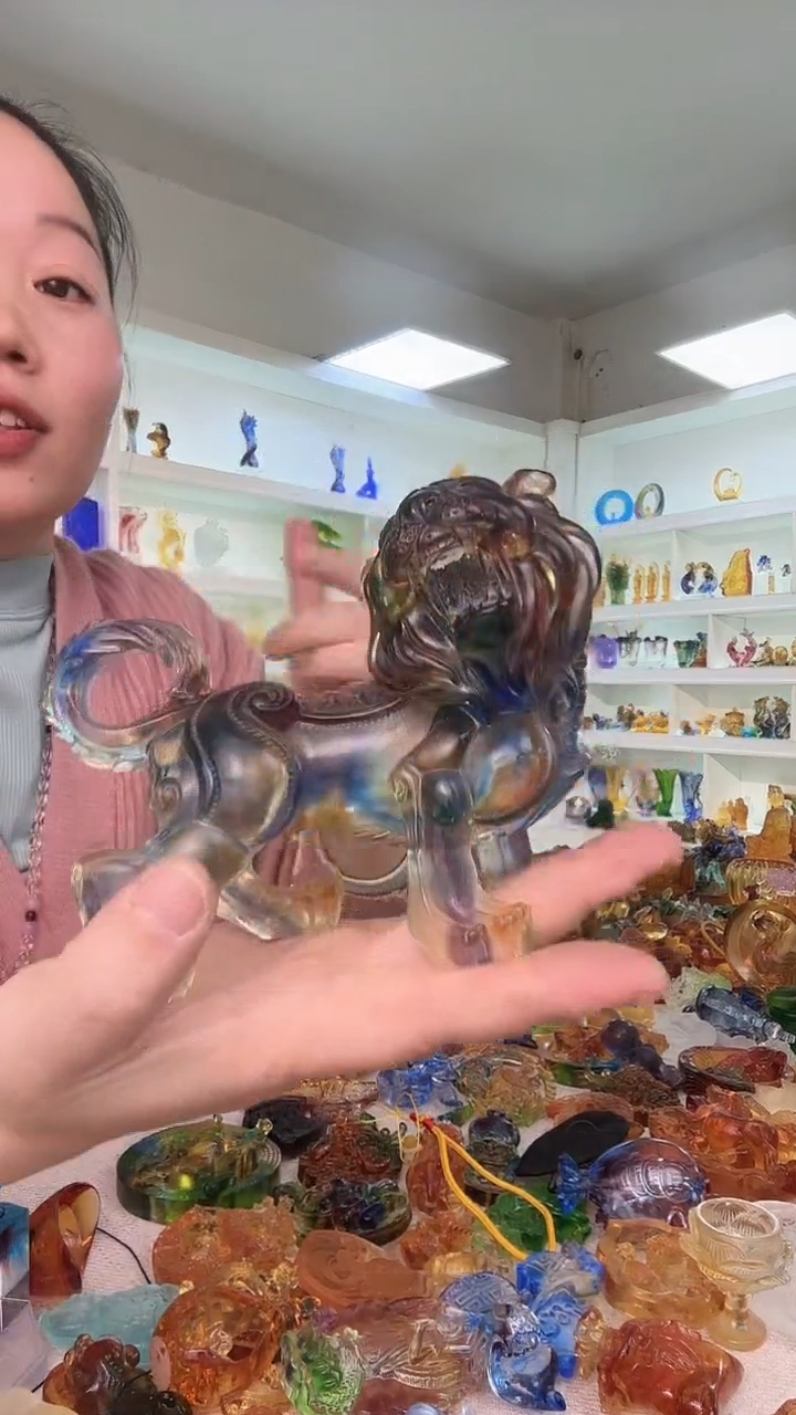 手工艺品琉璃大老虎