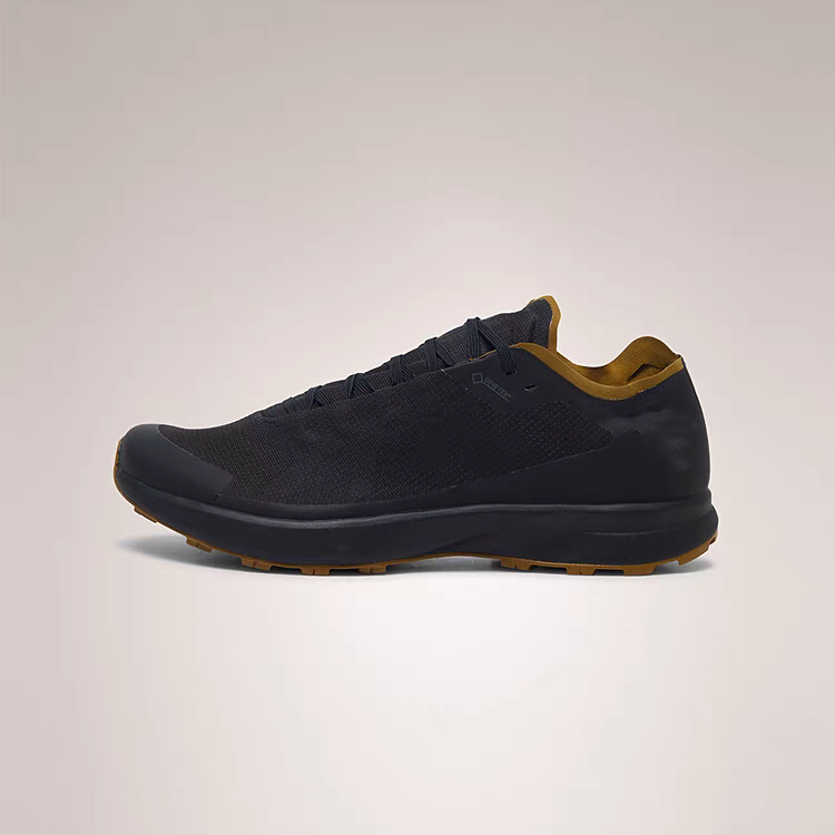 SC25450舒适户外轻量徒步登山耐磨低帮防滑运动鞋