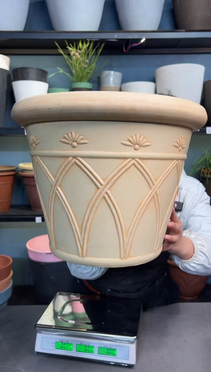 40*30.5/MA43/象牙色手工浮雕强体花盆