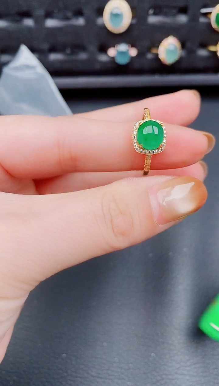 【闪购商品】翡翠戒指银S925镶嵌天然a货翡翠920