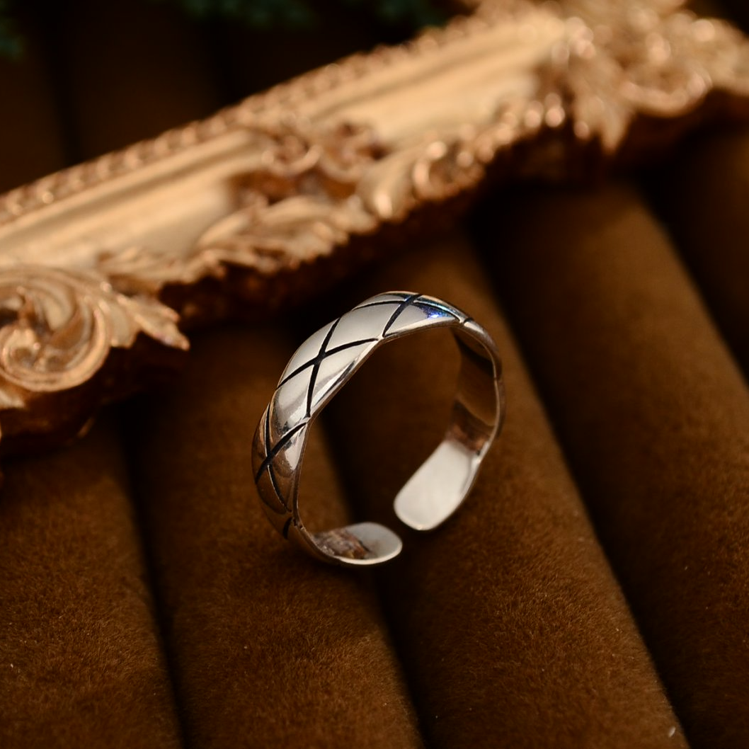 925银戒指 通用甜美指环编织银戒气质设计感菱格纹小众20132