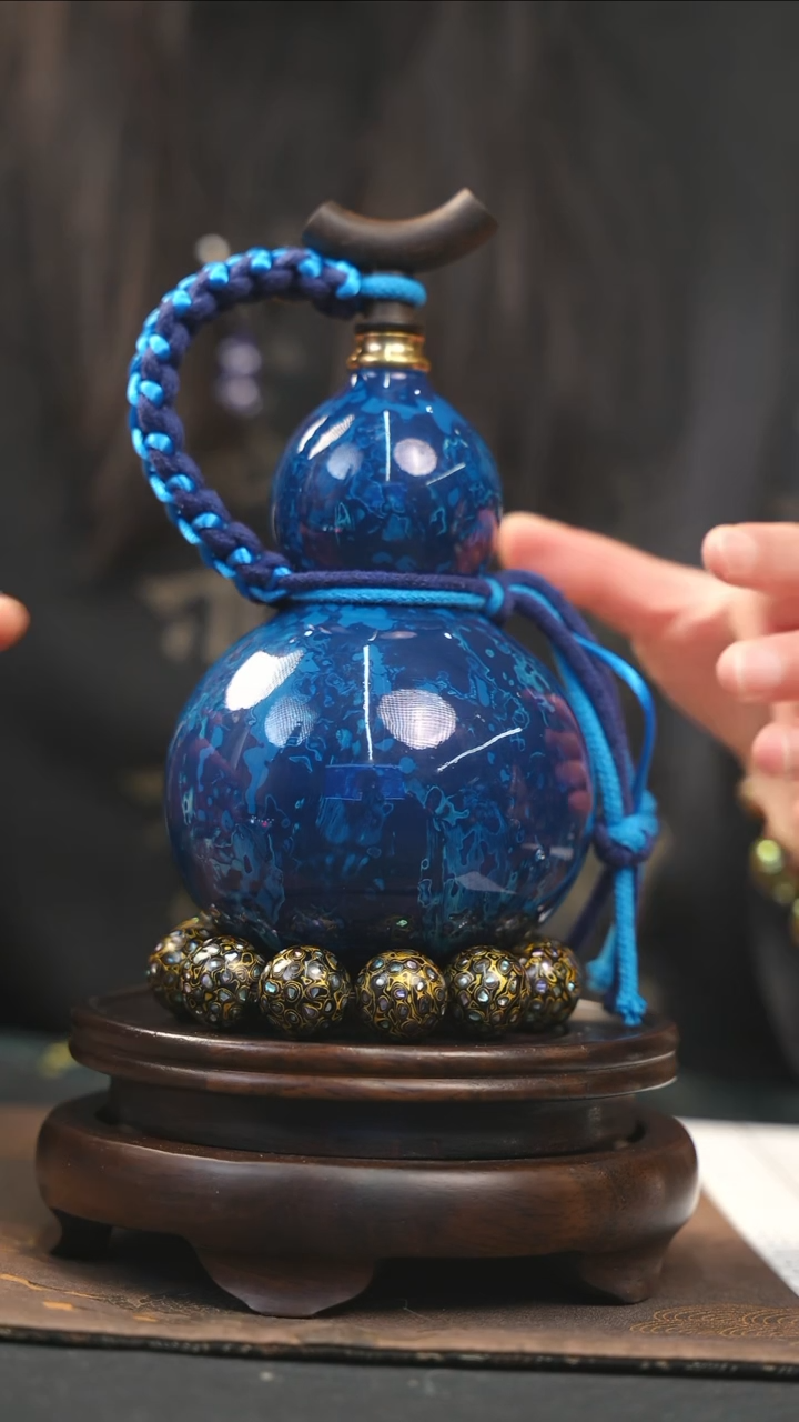 【闪购商品】YN150漆艺酒葫芦不包手串及旋转底座