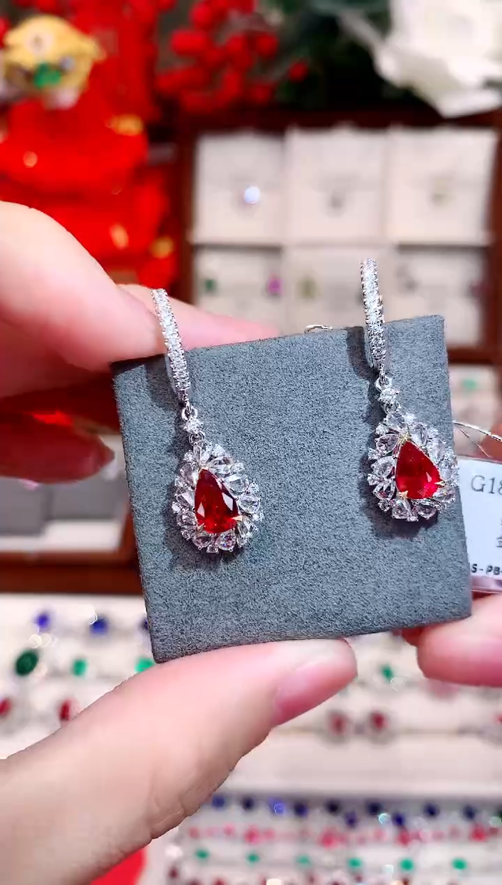 【闪购商品】红宝石耳饰18K金镶嵌2.08ct/天然宝石/七天无理由