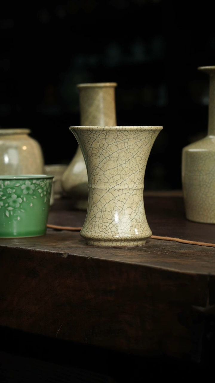 【闪购商品】瓷片《丹山片羽》花觚