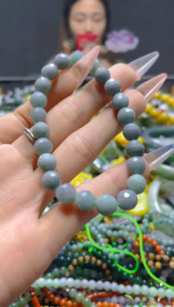 颈饰未镶嵌翡翠8MM