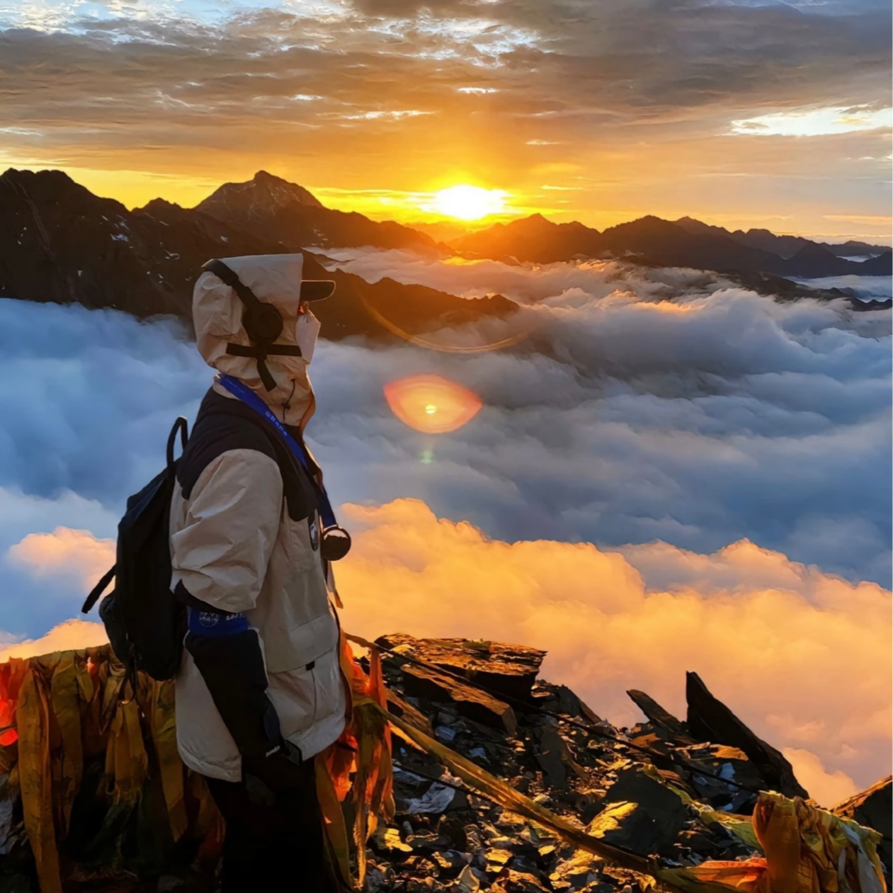 25年春季新款男士时尚专属软壳防水冲锋户外登山多功能运动体闲裤