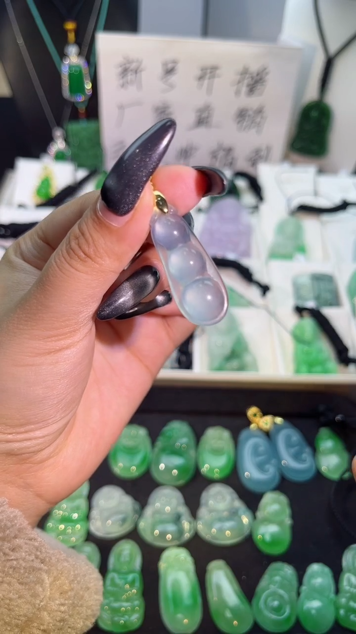 【闪购商品】翡翠手串银S925镶嵌翡翠颈饰925银镶嵌天然翡翠吊坠