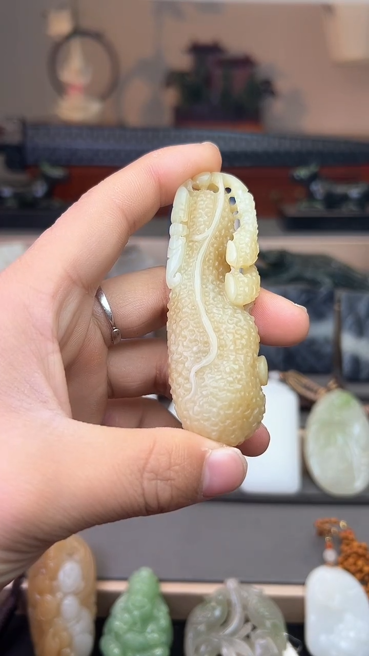 【闪购商品】和田玉把件未镶嵌吊坠