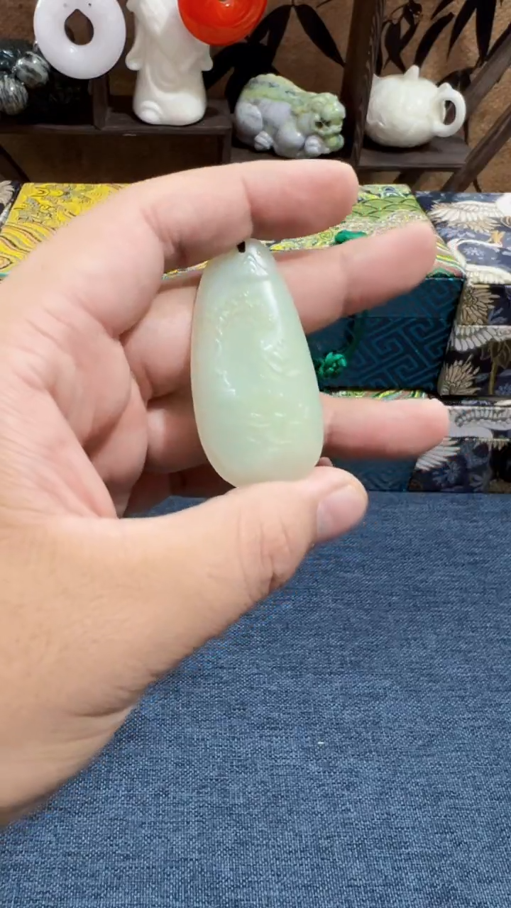 未镶嵌和田玉挂件和田 冰羊脂山水牌（云石间臻品）