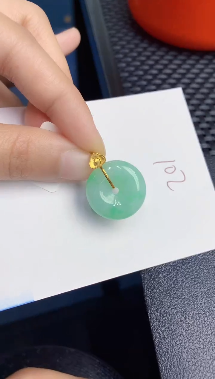 【闪购商品】翡翠颈饰18K金镶嵌000000000