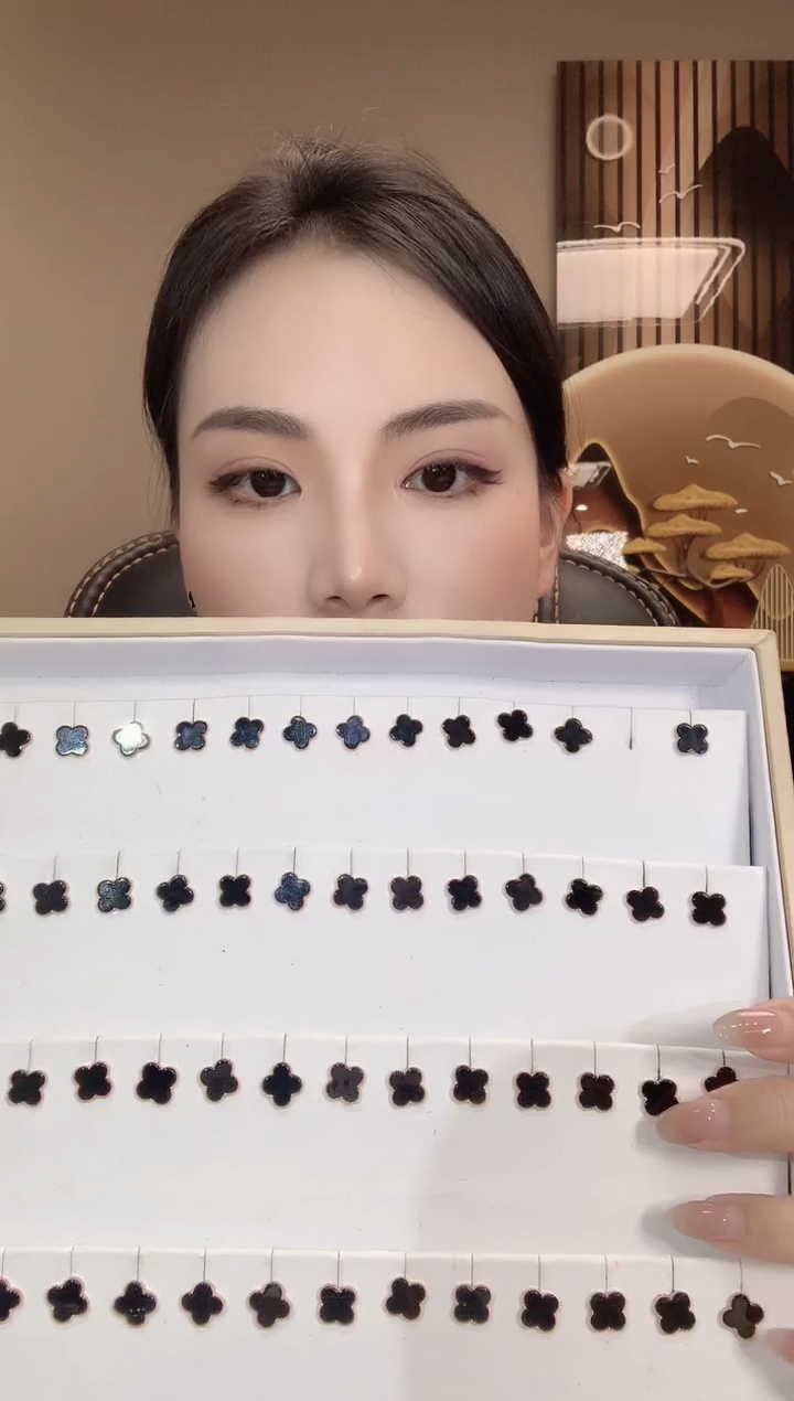 翡翠18K金镶嵌耳饰D18 多样性发货一对