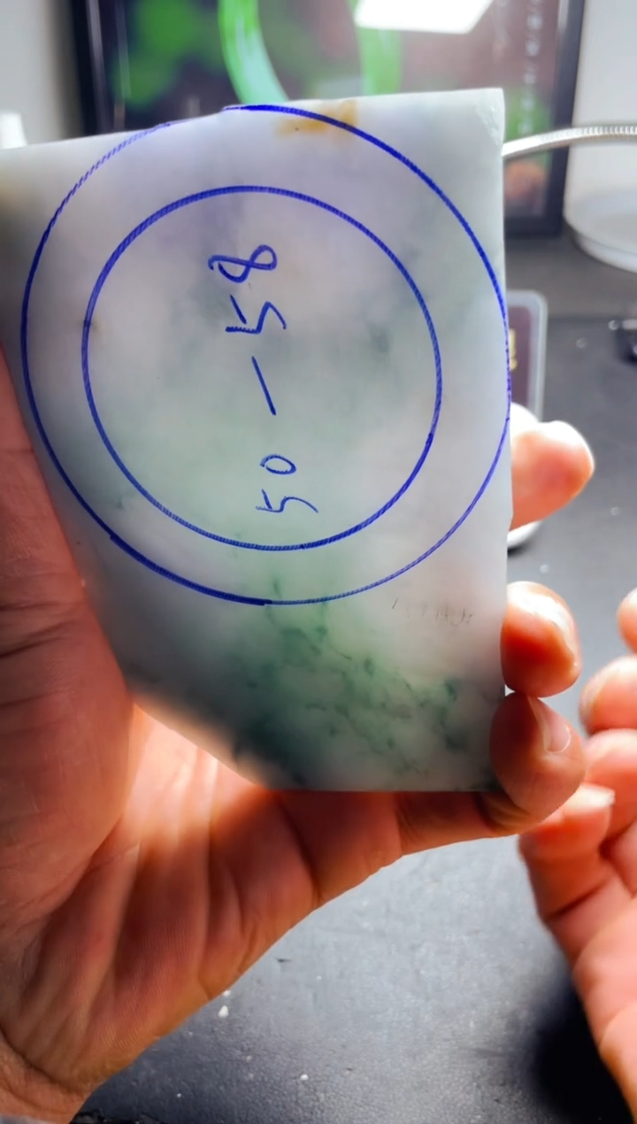 未镶嵌翡翠定制翡翠叮**贝翡翠