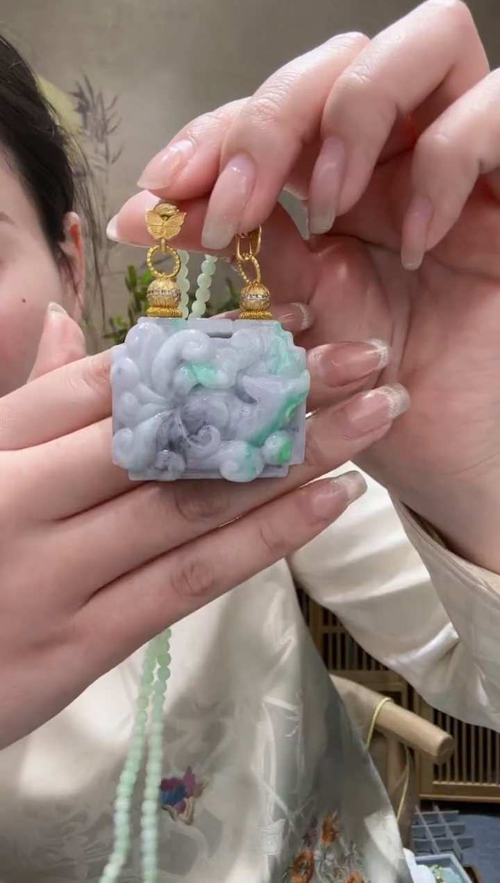 【闪购商品】翡翠颈饰未镶嵌吊坠