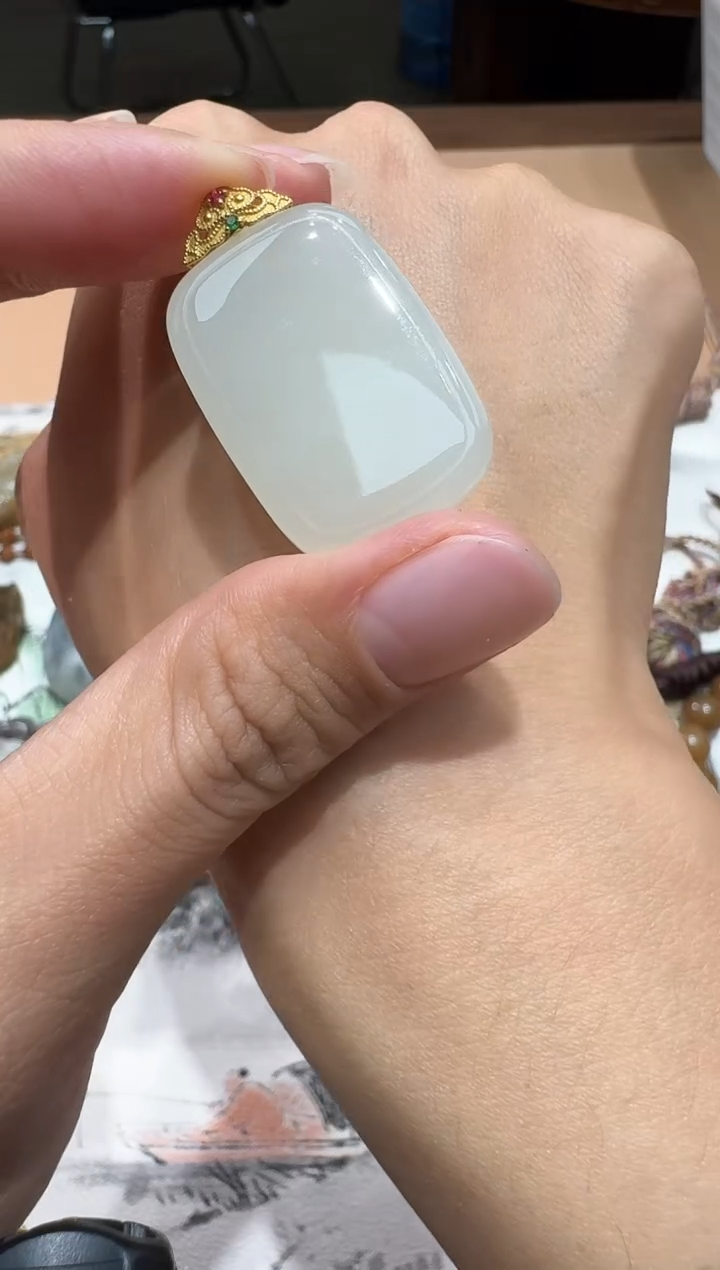 颈饰18K金镶嵌和田玉【瑞睿珠宝】和田玉无事牌 （多样性发货）