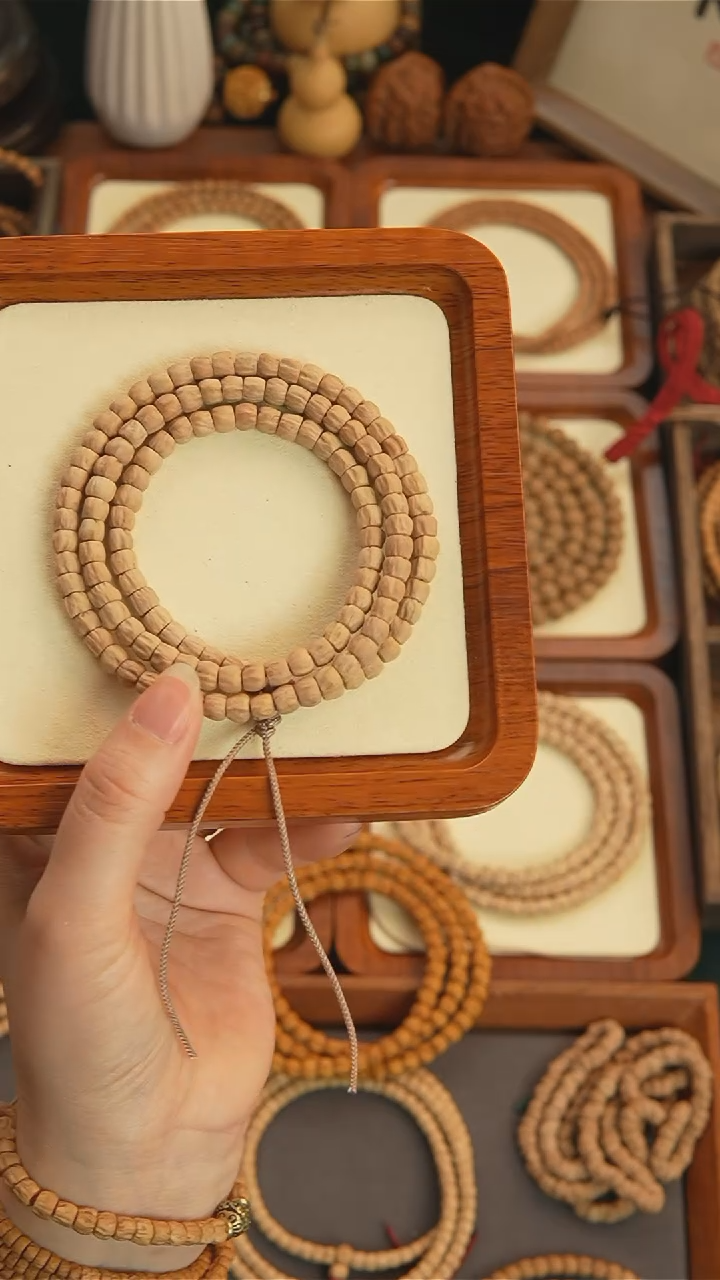 【闪购商品】柏香籽/百香籽吊坠莲花