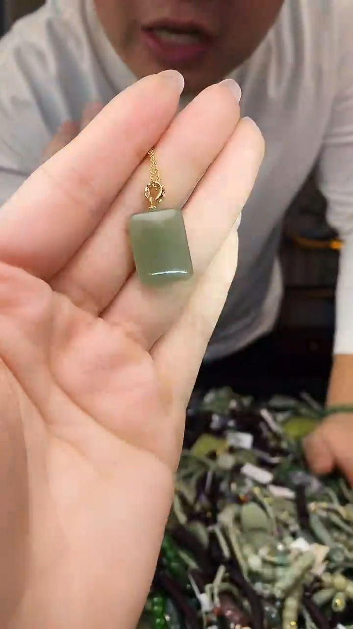 颈饰未镶嵌和田玉多样性发货，拍一发一