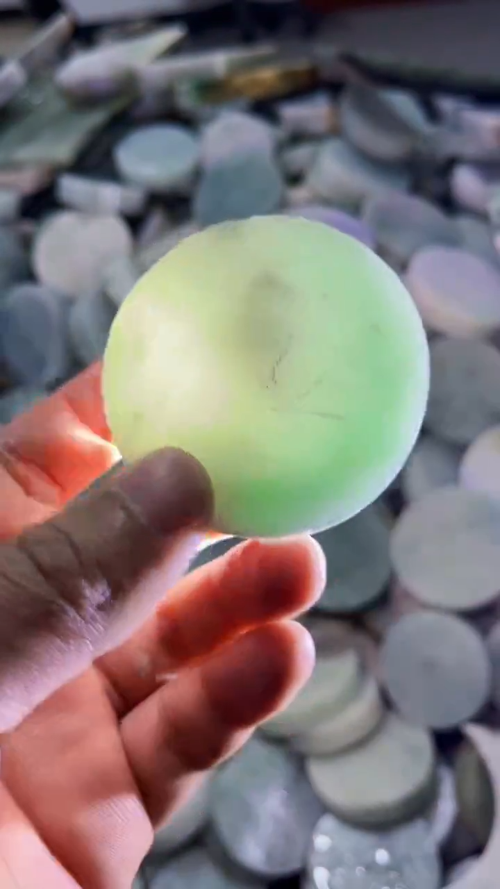 【闪购商品】翡翠挂件未镶嵌A货康壹129