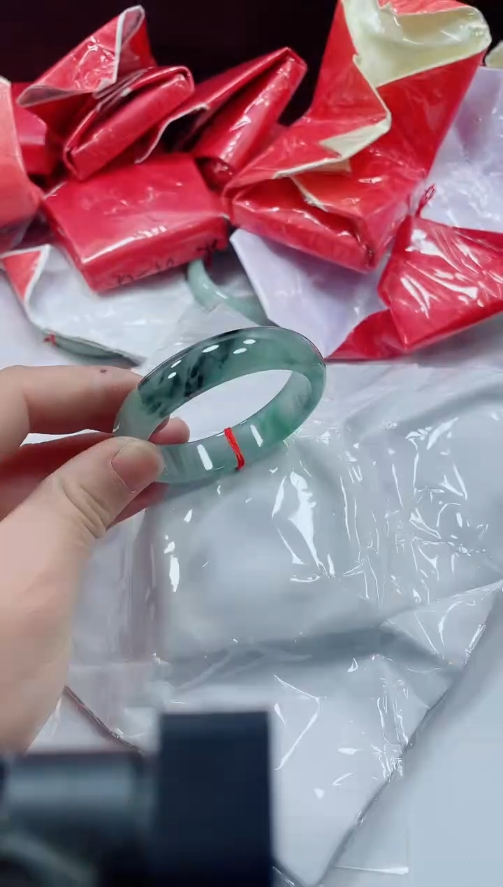 非金属无小哥300号手镯59.1圈口