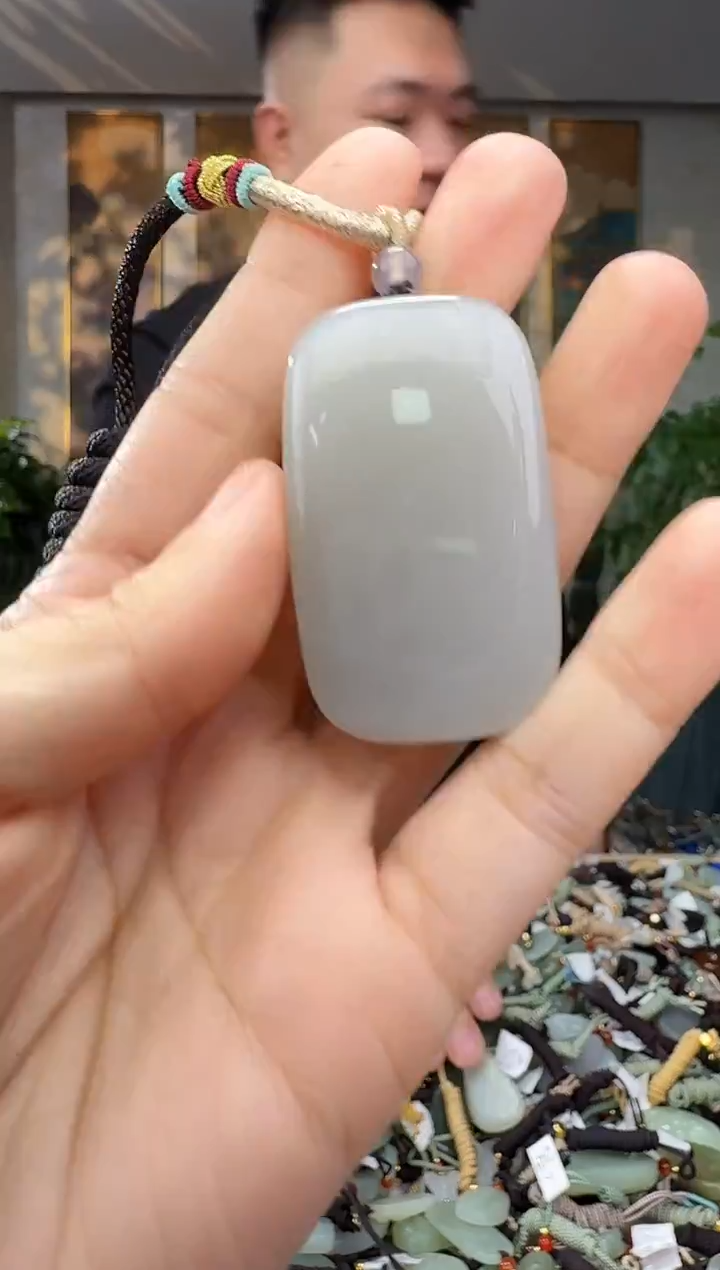 未镶嵌和田玉挂件拍一发一