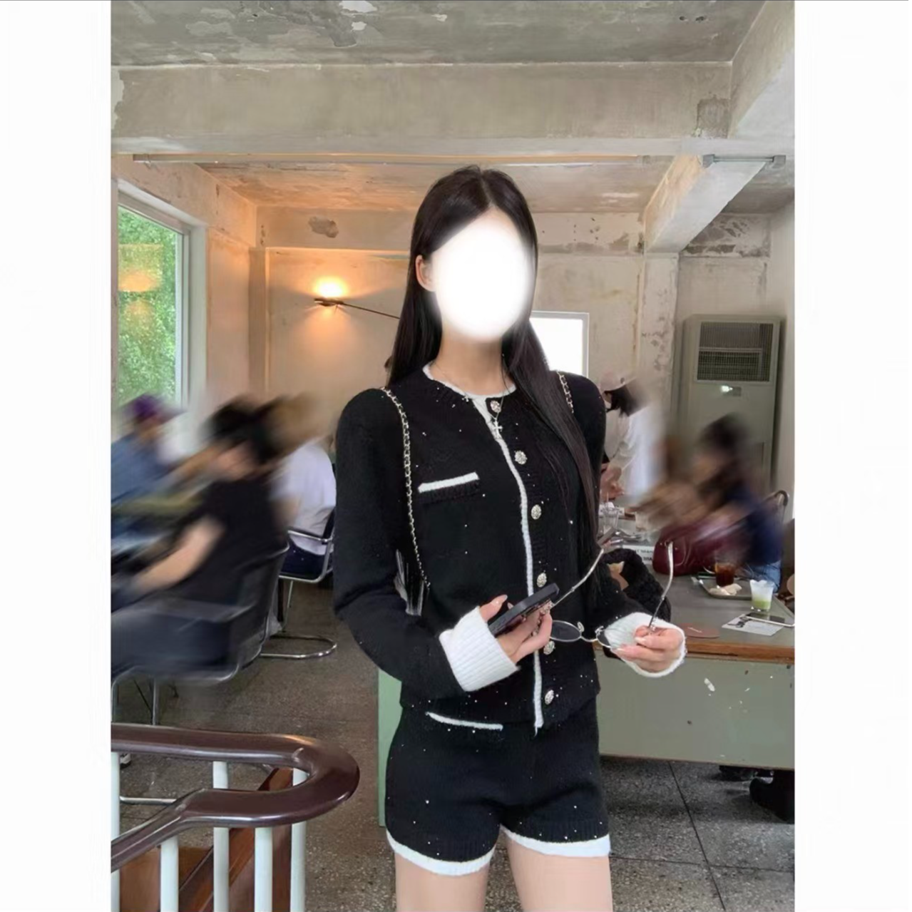 胖鹅张~“敏扎慎拍”小香风圆领撞色亮片细闪针织开衫+短裤套装1097