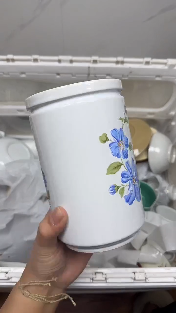 【闪购商品】677回流瓷器，默认微瑕18.8包邮