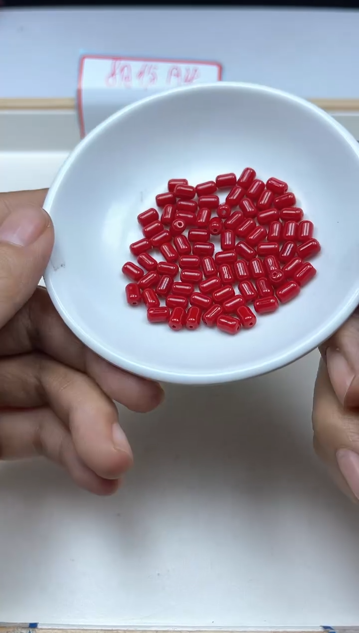 南红玛瑙散珠未镶嵌M956锦红南红胶囊珠4*6mm30颗8.8元