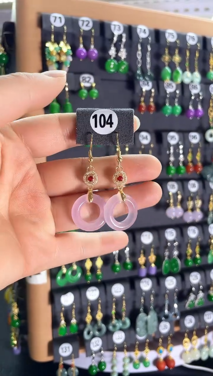 【闪购商品】翡翠耳饰银S925镶嵌104...